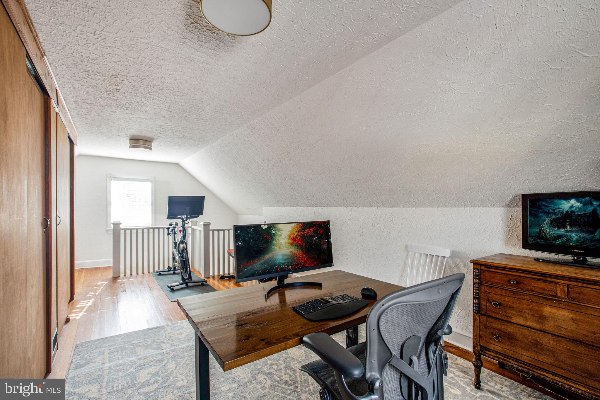 1654 Primrose Road Northwest Washington, DC 20012 - Photo 52 of 58 Bedroom 4 (office)