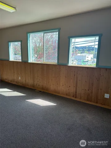 $300 | 117 North 8th Street, Unit 400, Shelton, WA 98584