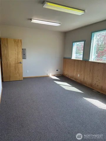 $300 | 117 North 8th Street, Unit 400, Shelton, WA 98584