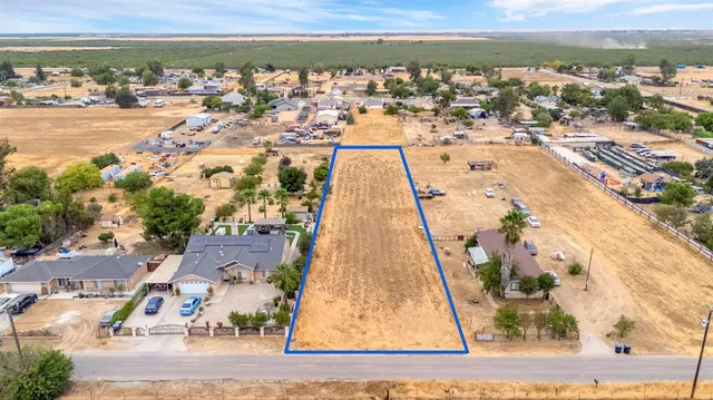 $94,900 | 100 Arizona, Madera, CA 93638