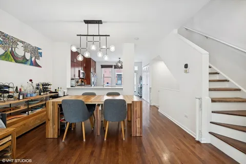 $850,000 | 1053 North Kingsbury Street, Chicago, IL 60610
