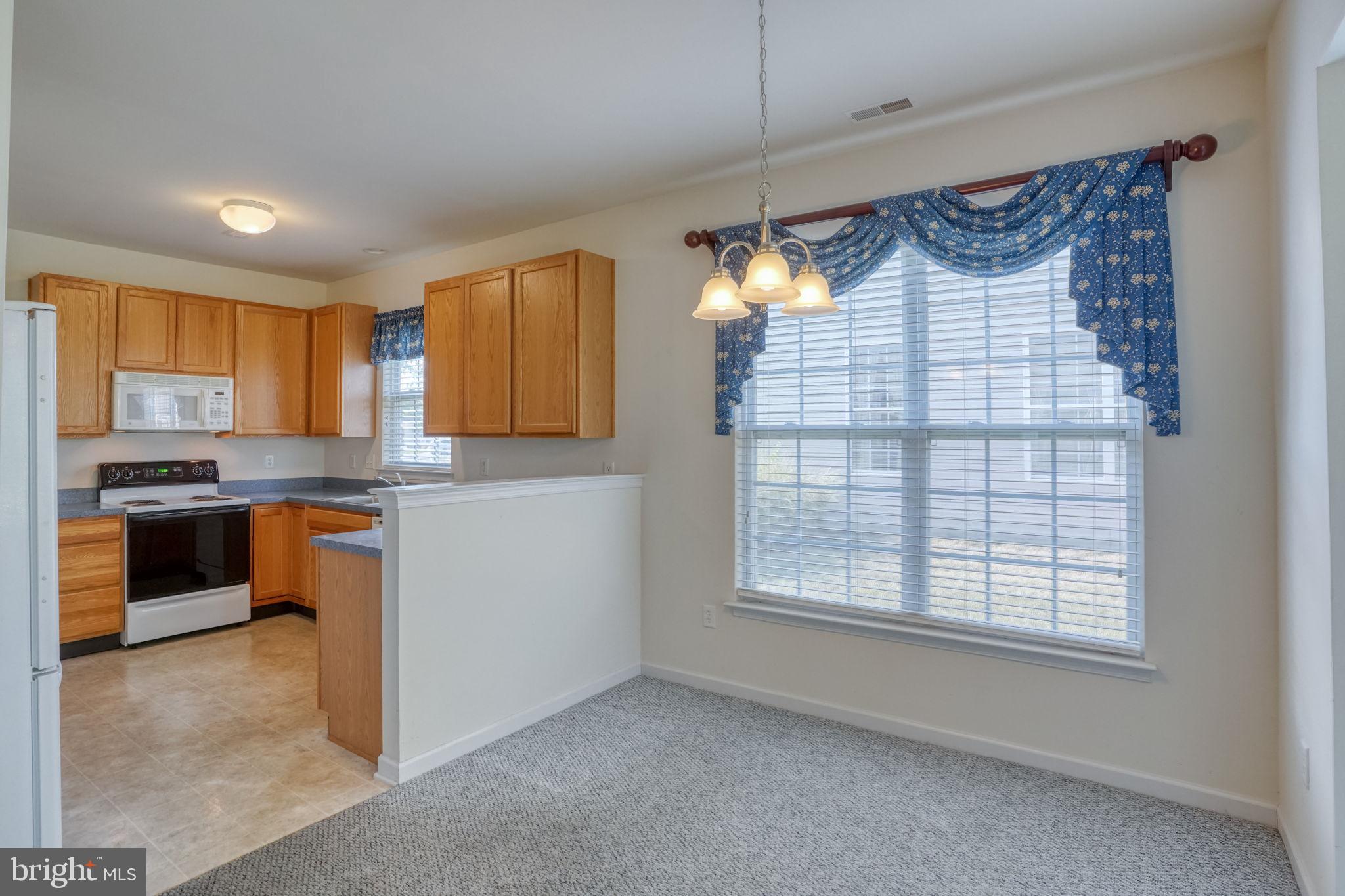 25 Springmill Drive Middletown, DE 19709 - Photo 12 of 35 Breakfast Area