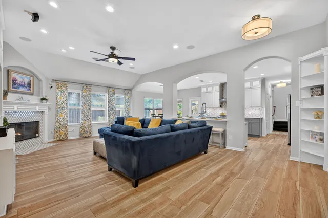 $365,000 | 26106 Belton Lake Drive, Spring, TX 77386