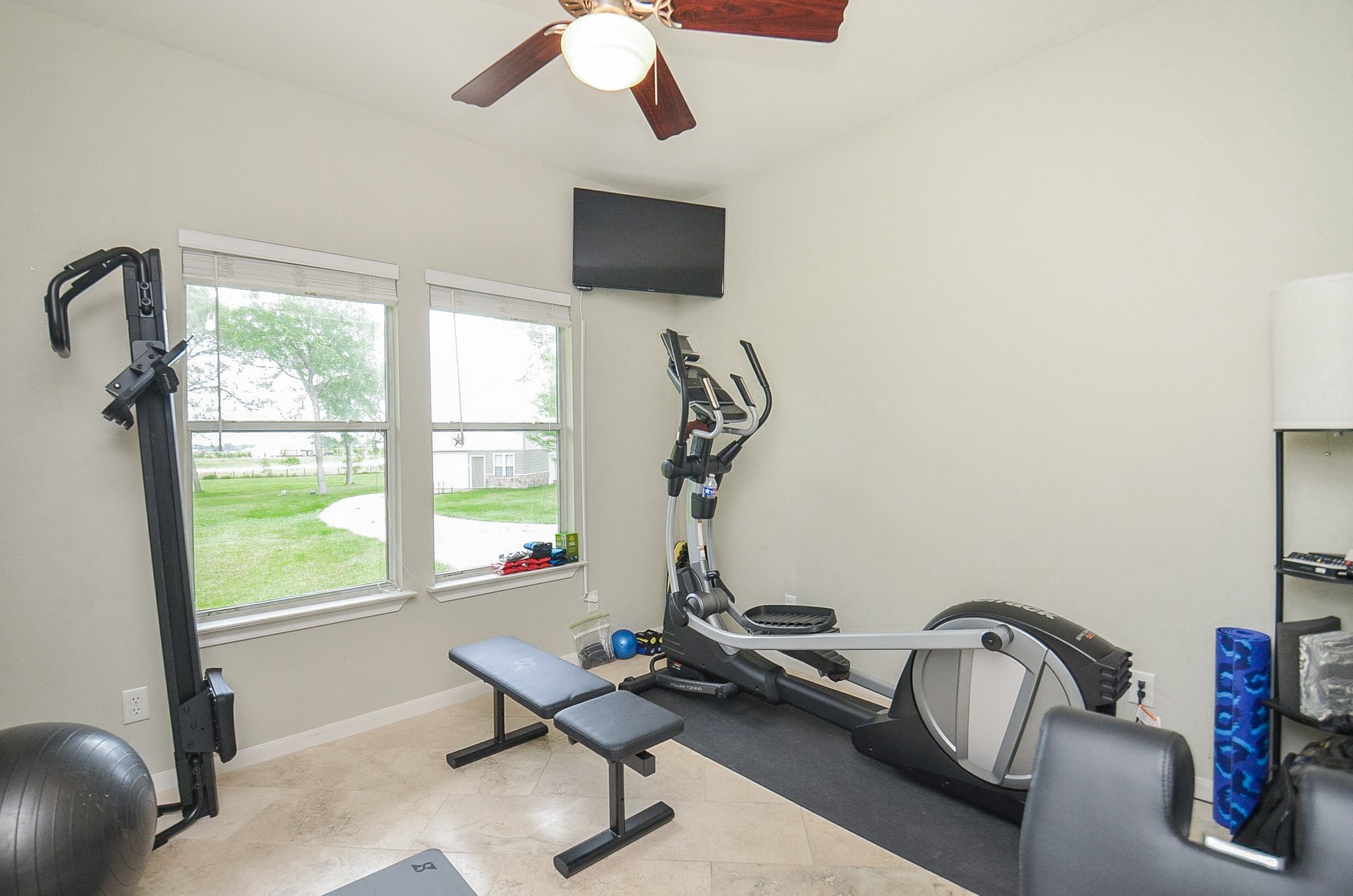 27644 Spring Hill Road Hempstead, TX 77445 - Photo 28 of 50 A spacious and bright secondary bedroom can surely become a full work out room1