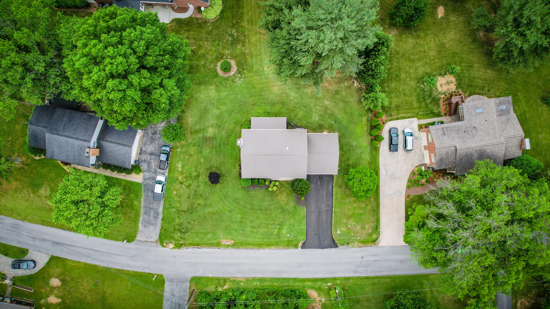 1036 Amersham Road Kingsport, TN 37660 - Photo 56 of 57 1036 Amersham Road pic 56