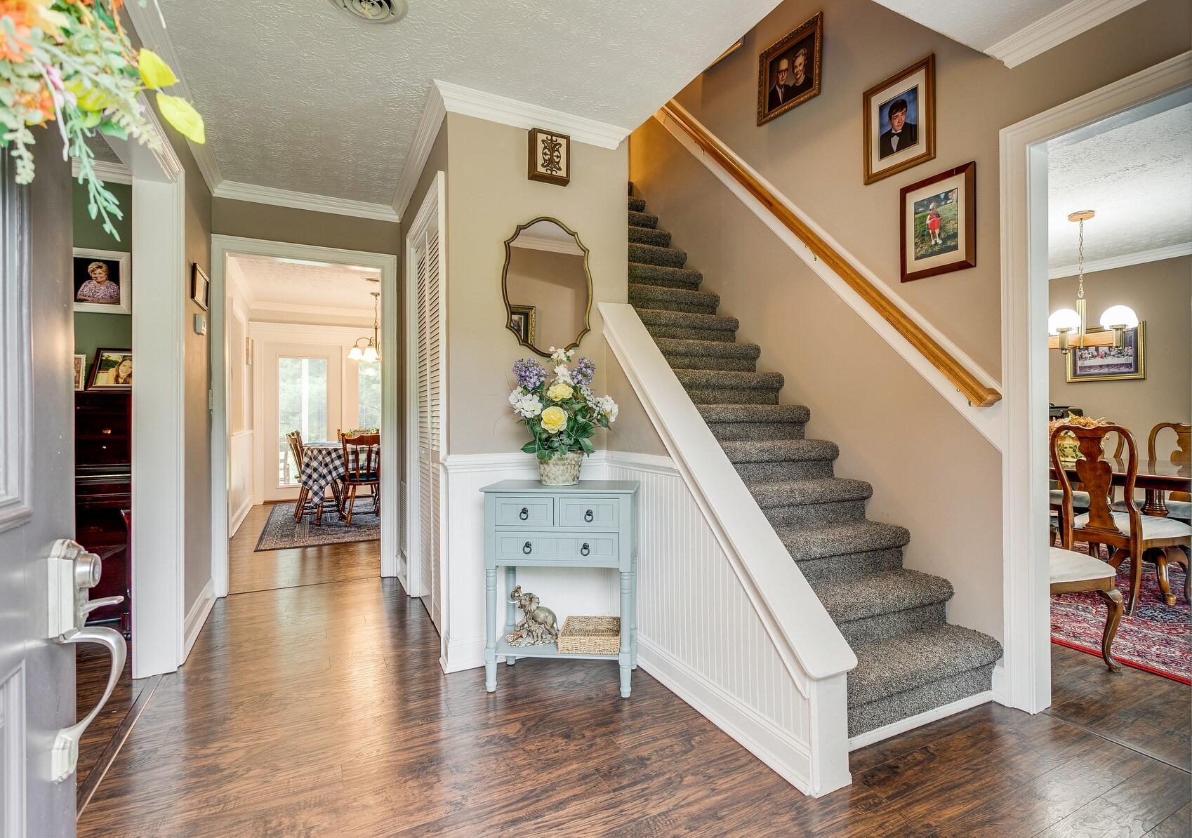 1036 Amersham Road Kingsport, TN 37660 - Photo 10 of 57 1036 Amersham Road pic 10