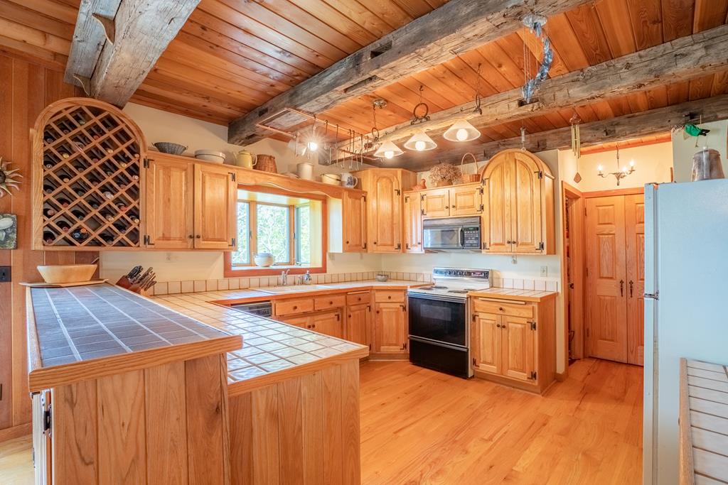 8829 Orchard Road Fish Creek, WI 54212 - Photo 5 of 16