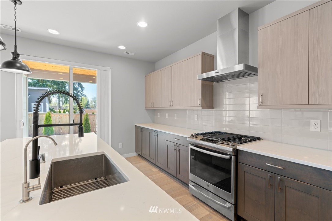 11403 Southeast 162nd Street Renton, WA 98055 - Photo 13 of 32