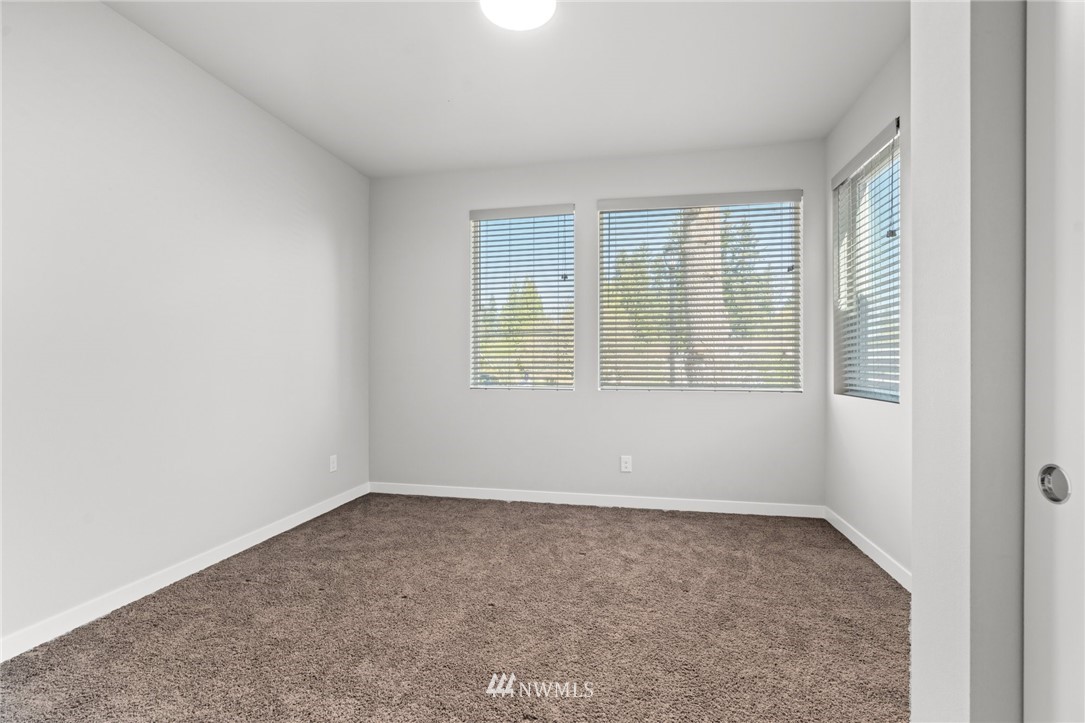 11403 Southeast 162nd Street Renton, WA 98055 - Photo 22 of 32