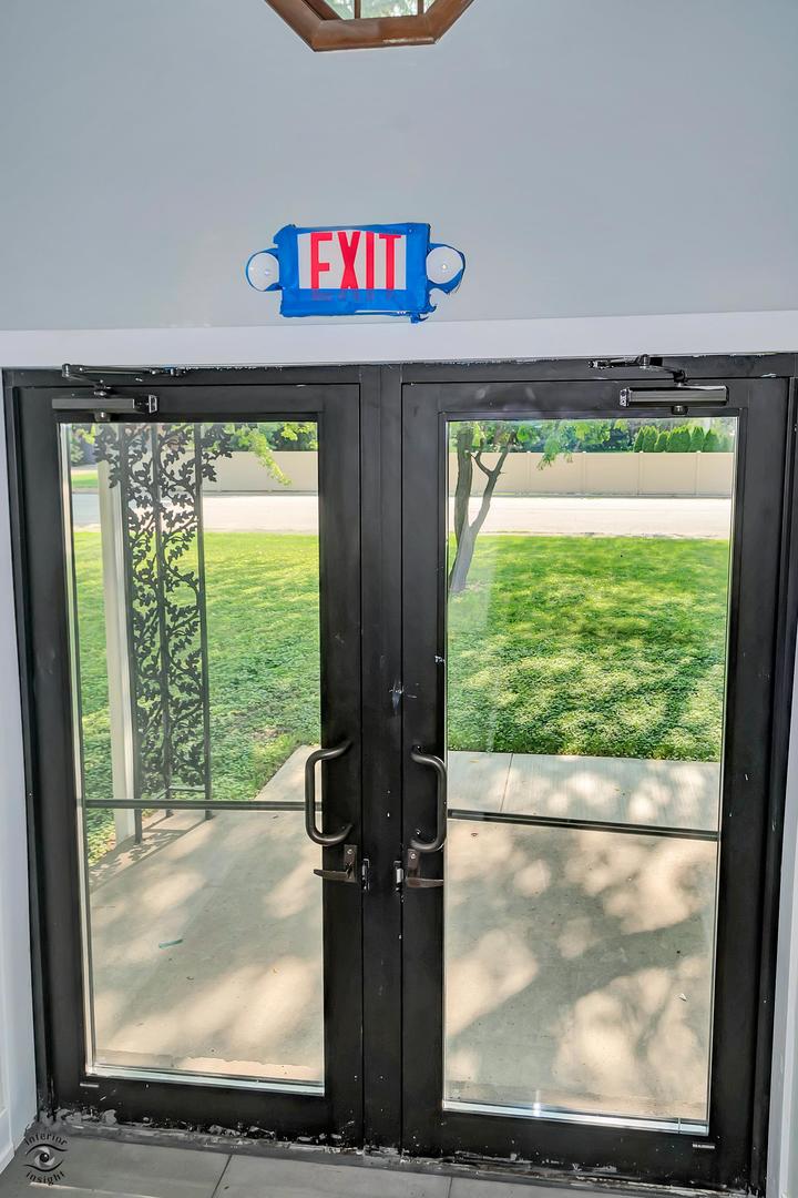 241 South Small Avenue, Unit 2N Kankakee, IL 60901 - Photo 18 of 29