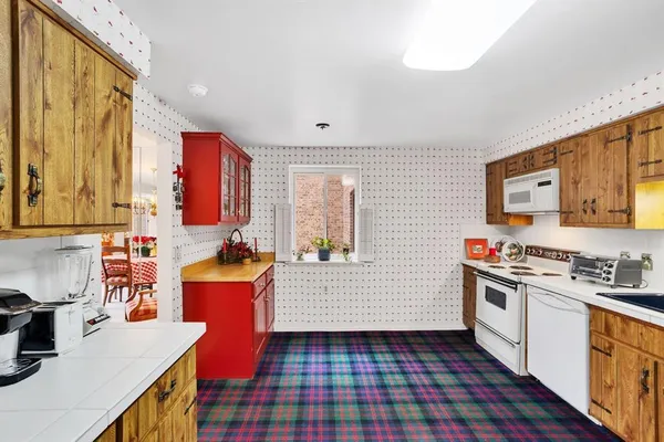 $240,000 | 3 Alta Vita Drive, Unit 608, Greensburg, PA 15601