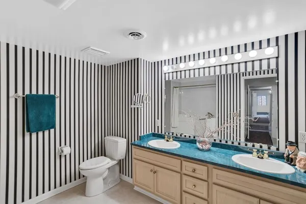 $240,000 | 3 Alta Vita Drive, Unit 608, Greensburg, PA 15601