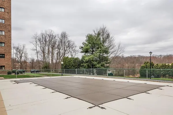 $240,000 | 3 Alta Vita Drive, Unit 608, Greensburg, PA 15601