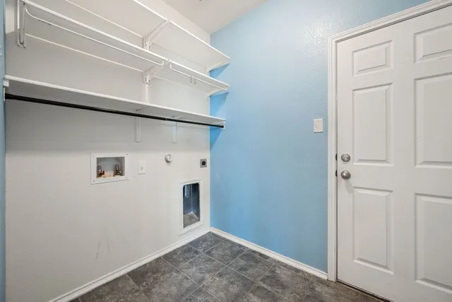 a view of a backyard with plants