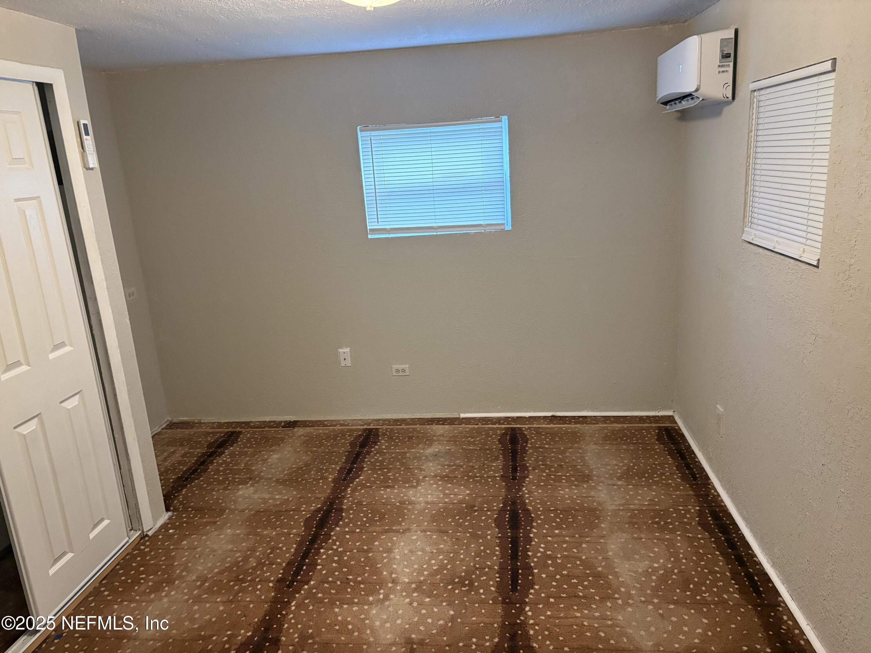 271 Heidt Road Palatka, FL 32177 - Photo 13 of 21 an empty room with windows