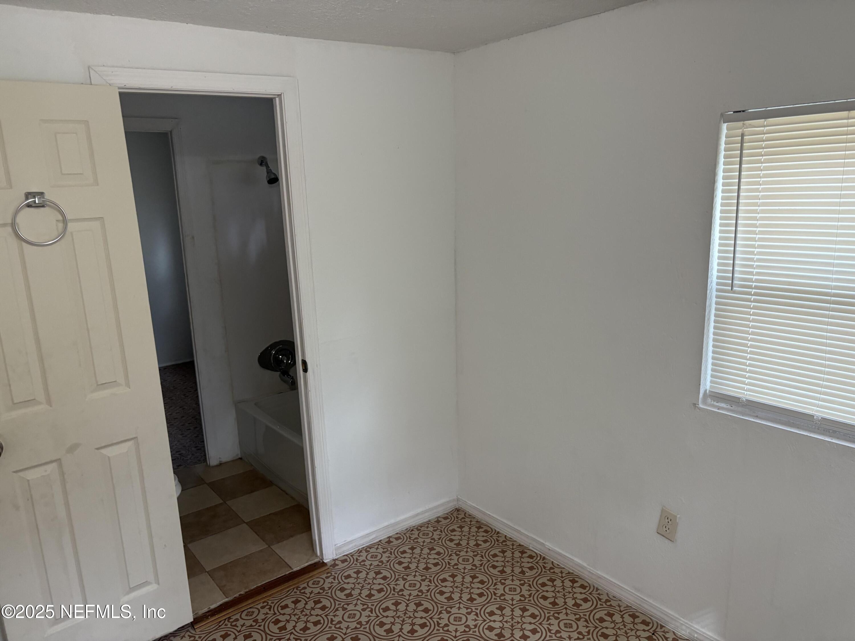 271 Heidt Road Palatka, FL 32177 - Photo 17 of 21 a bathroom with a sink and a shower
