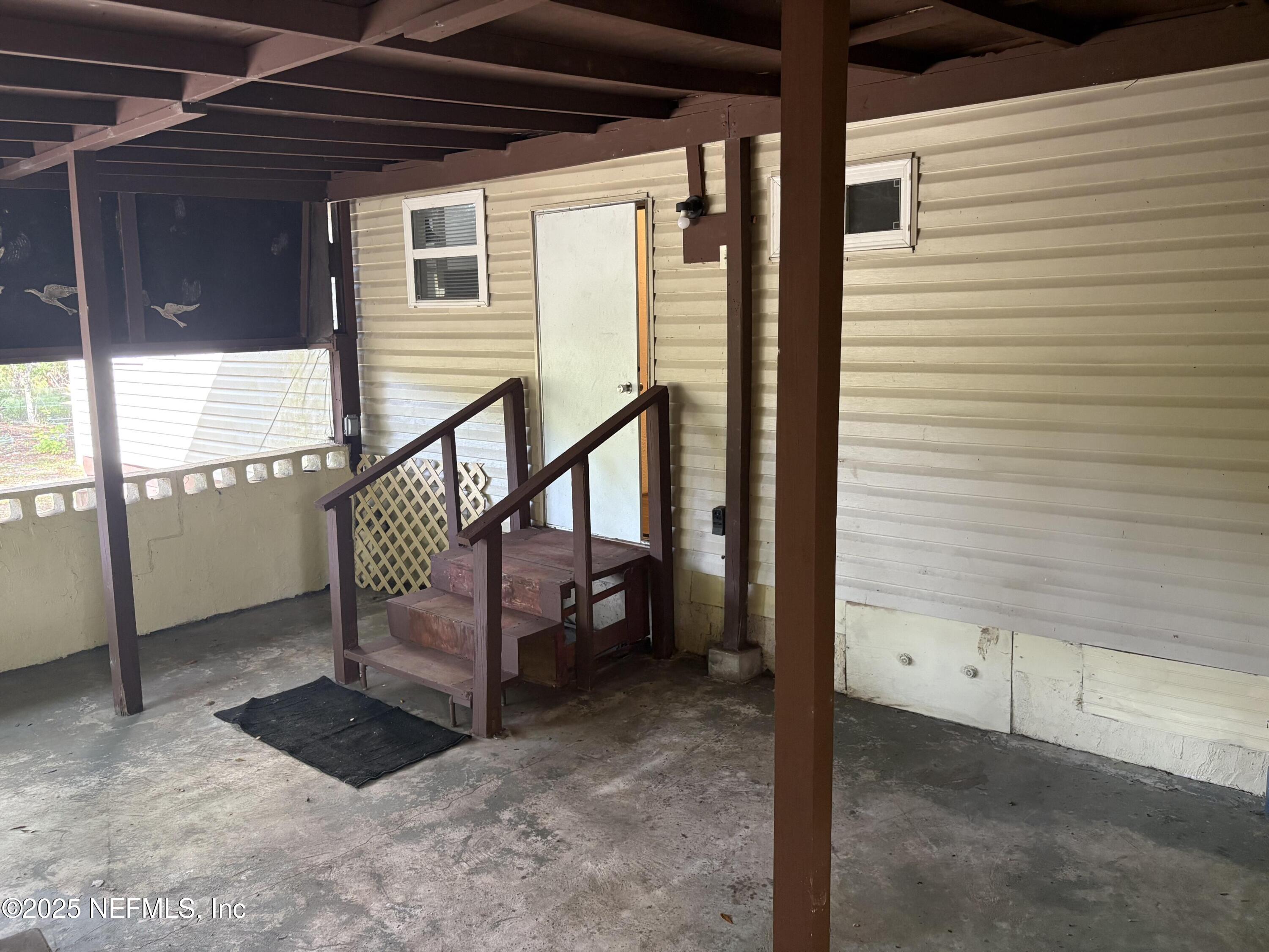 271 Heidt Road Palatka, FL 32177 - Photo 21 of 21 a view of an entryway
