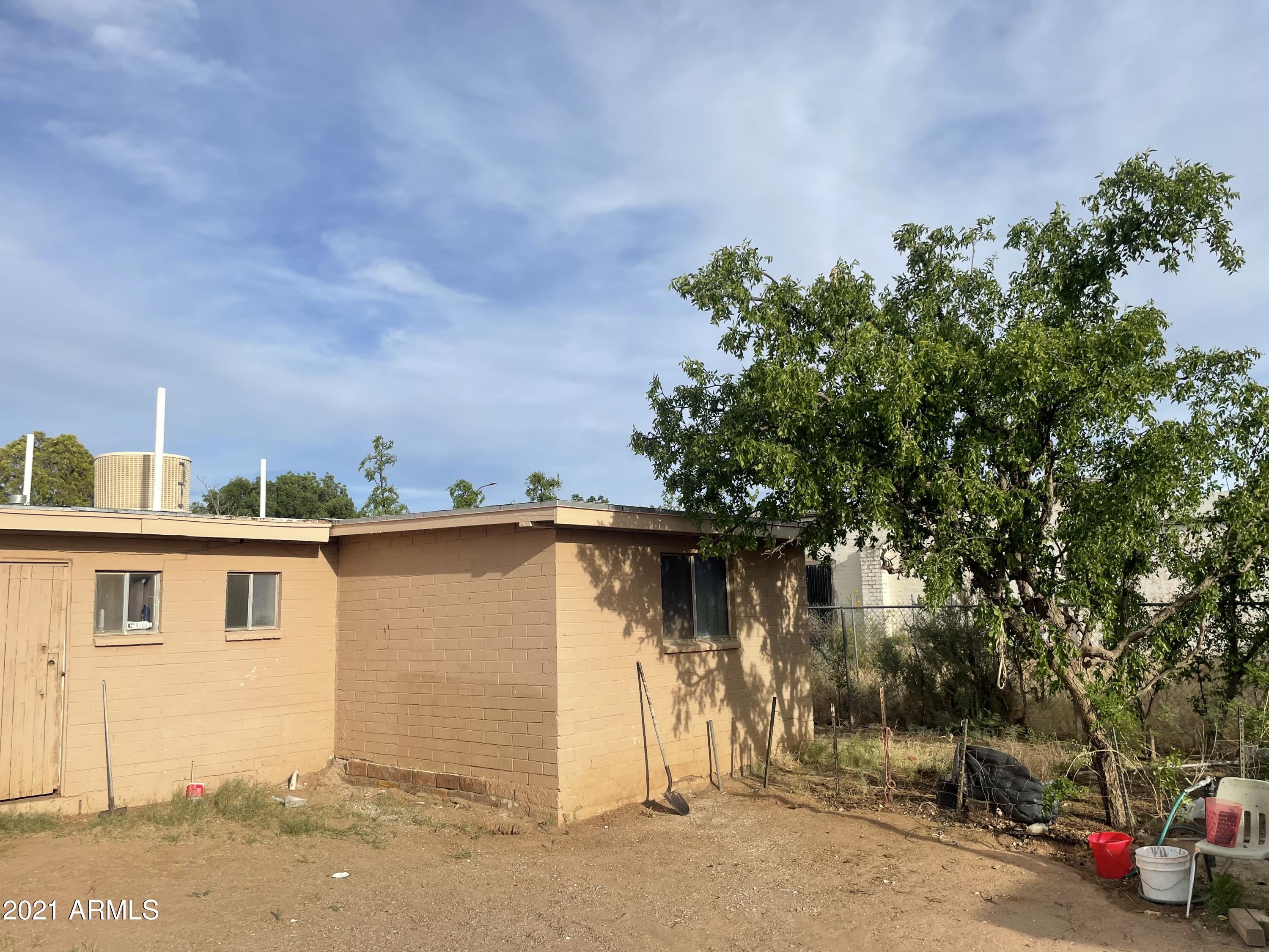 220 F Avenue Douglas, AZ 85607 - Photo 26 of 32 IMG_3621