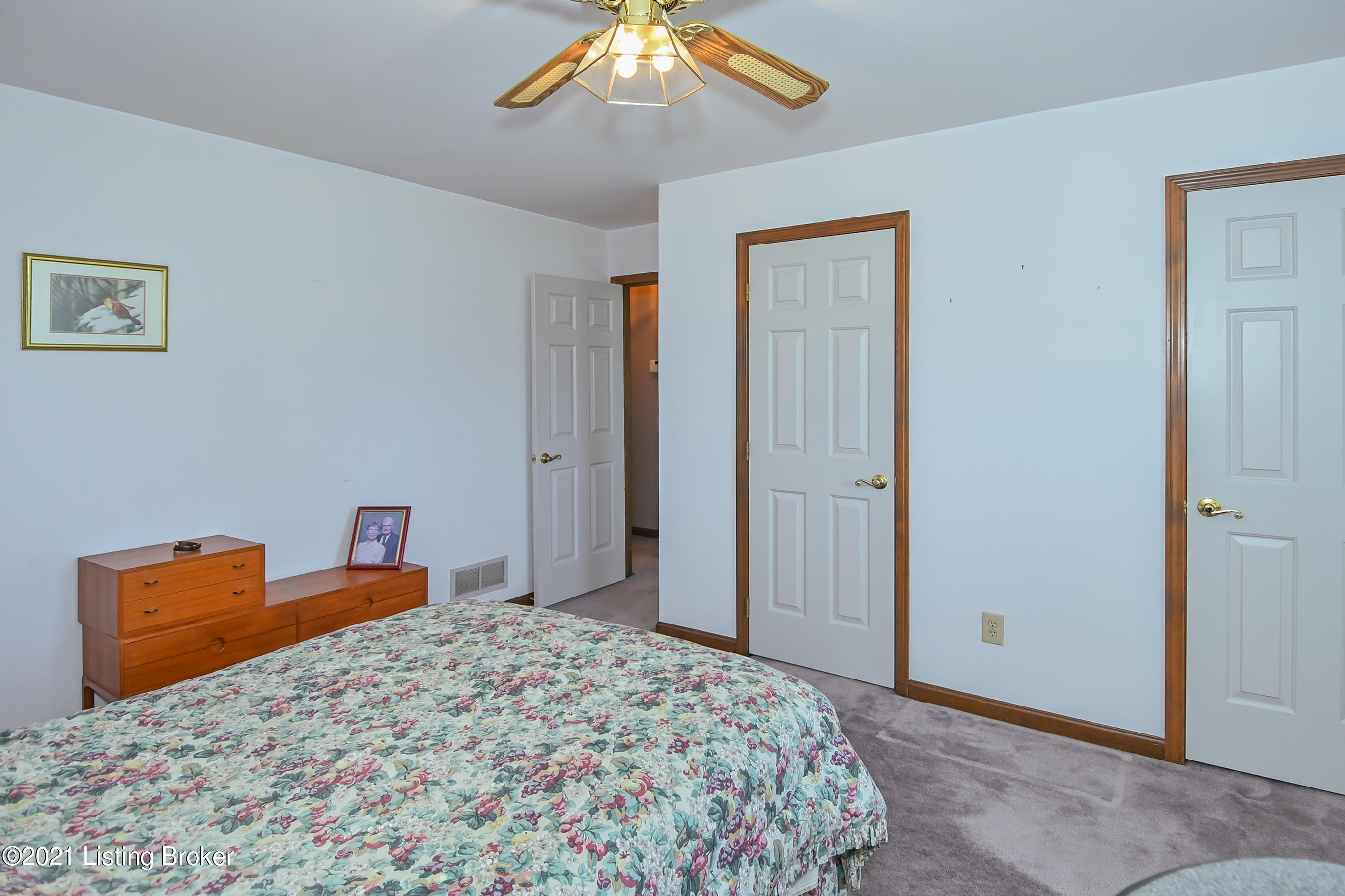 710 West Laurel River Road Shepherdsville, KY 40165 - Photo 34 of 49 710WLaurelRiverRd-36