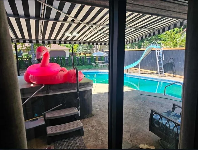 $285,000 | 527 West Madison Street, Belvidere, IL 61008