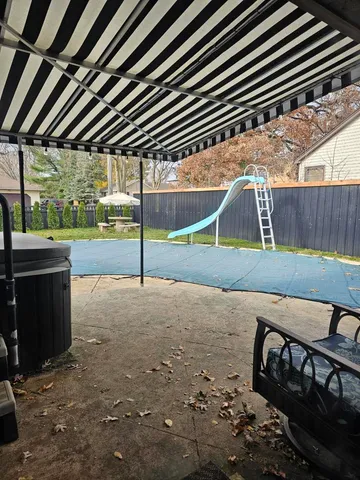 $295,000 | 527 West Madison Street, Belvidere, IL 61008