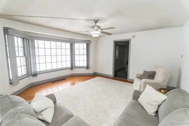 $285,000 | 527 West Madison Street, Belvidere, IL 61008