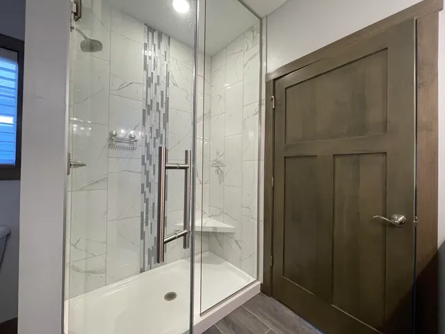 $469,900 | 2592 Farmington Way, Unit 17, Suamico, WI 54313