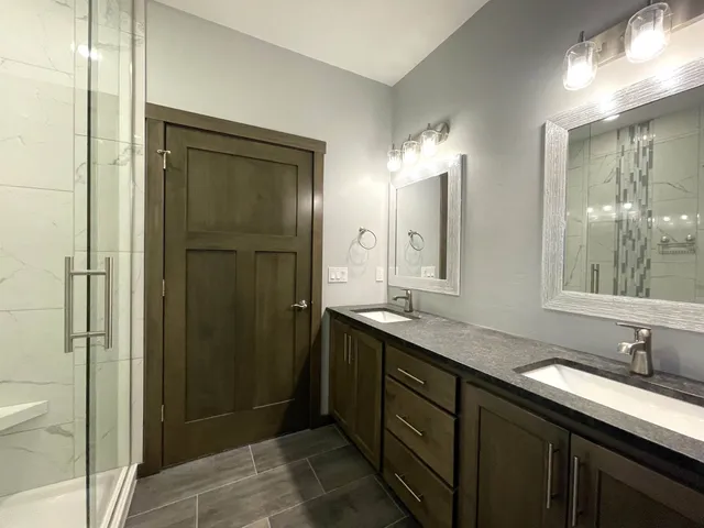 $469,900 | 2592 Farmington Way, Unit 17, Suamico, WI 54313