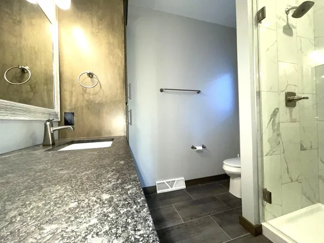 $469,900 | 2592 Farmington Way, Unit 17, Suamico, WI 54313