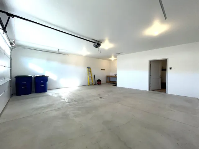 $469,900 | 2592 Farmington Way, Unit 17, Suamico, WI 54313