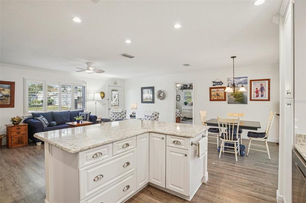 17554 Southeast 104th Circle Summerfield, FL 34491 - Photo 14 of 53