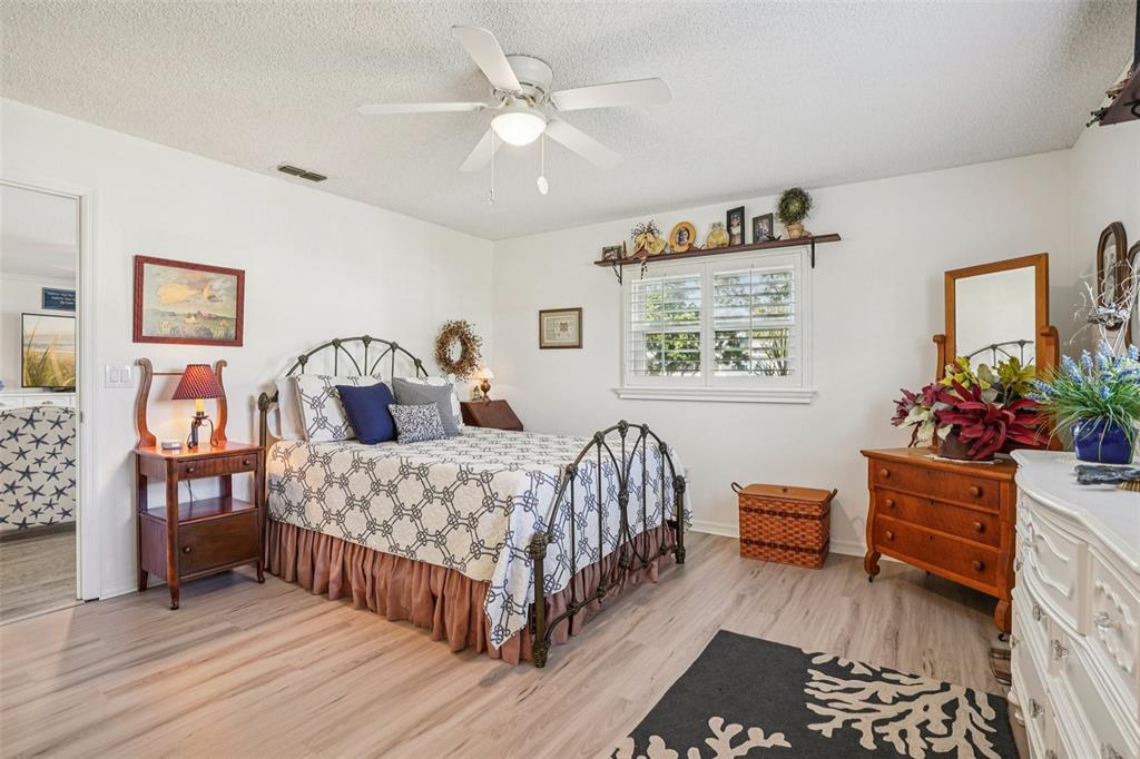 17554 Southeast 104th Circle Summerfield, FL 34491 - Photo 18 of 53