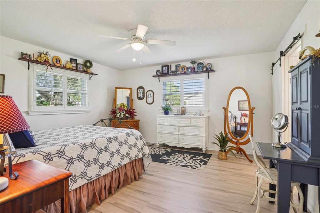 17554 Southeast 104th Circle Summerfield, FL 34491 - Photo 19 of 53