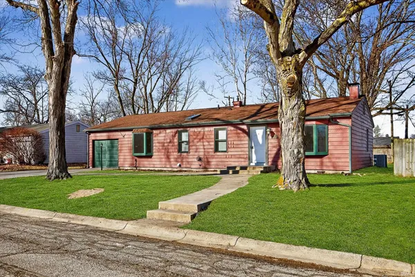 $279,000 | 2233 Miami Trail, West Lafayette, IN 47906