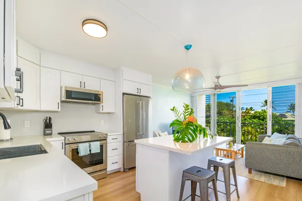 $815,000 | 69-1647 Puako Beach Drive, Unit 208, Kamuela, HI 96743