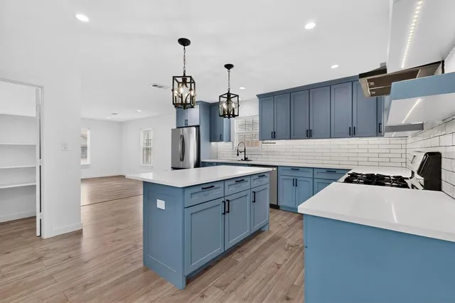 $1,795 | 311 Floyd Street, Winnsboro, TX 75494