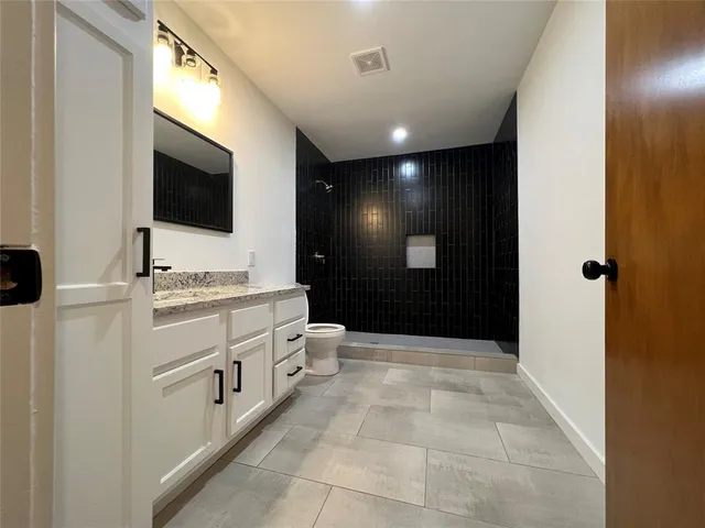 $1,895 | 311 Floyd Street, Winnsboro, TX 75494