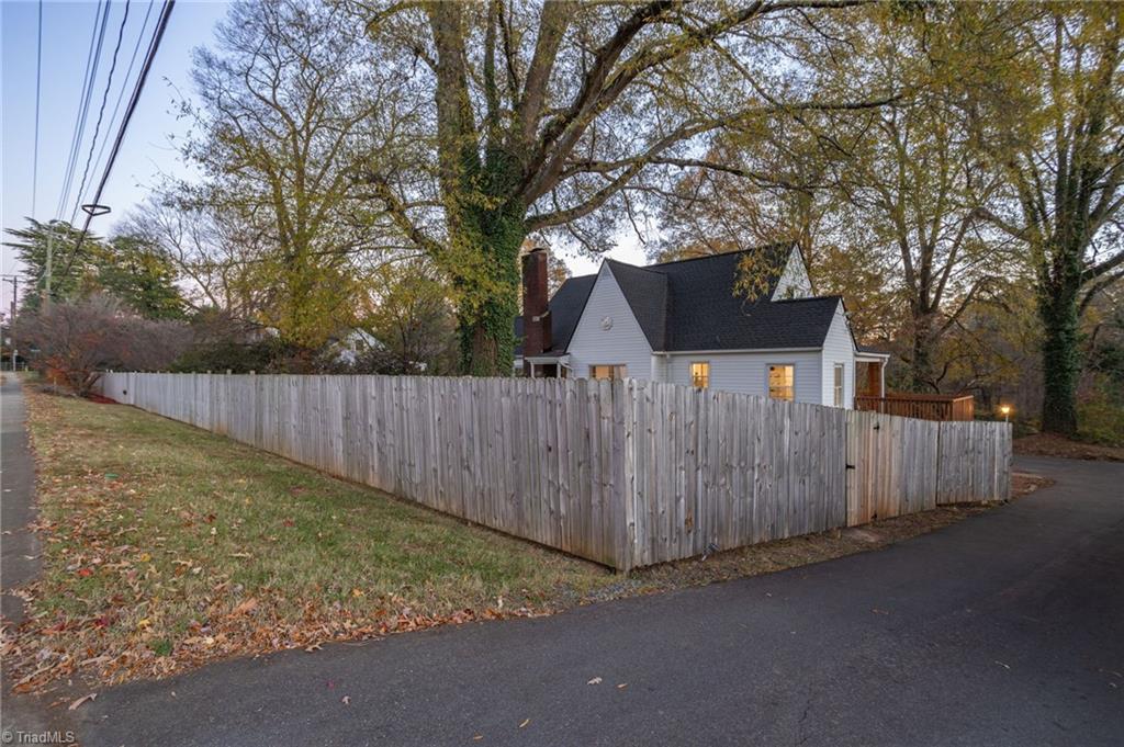 2820 Polo Road Winston-Salem, NC 27106 - Photo 5 of 50 Gallery Image 5