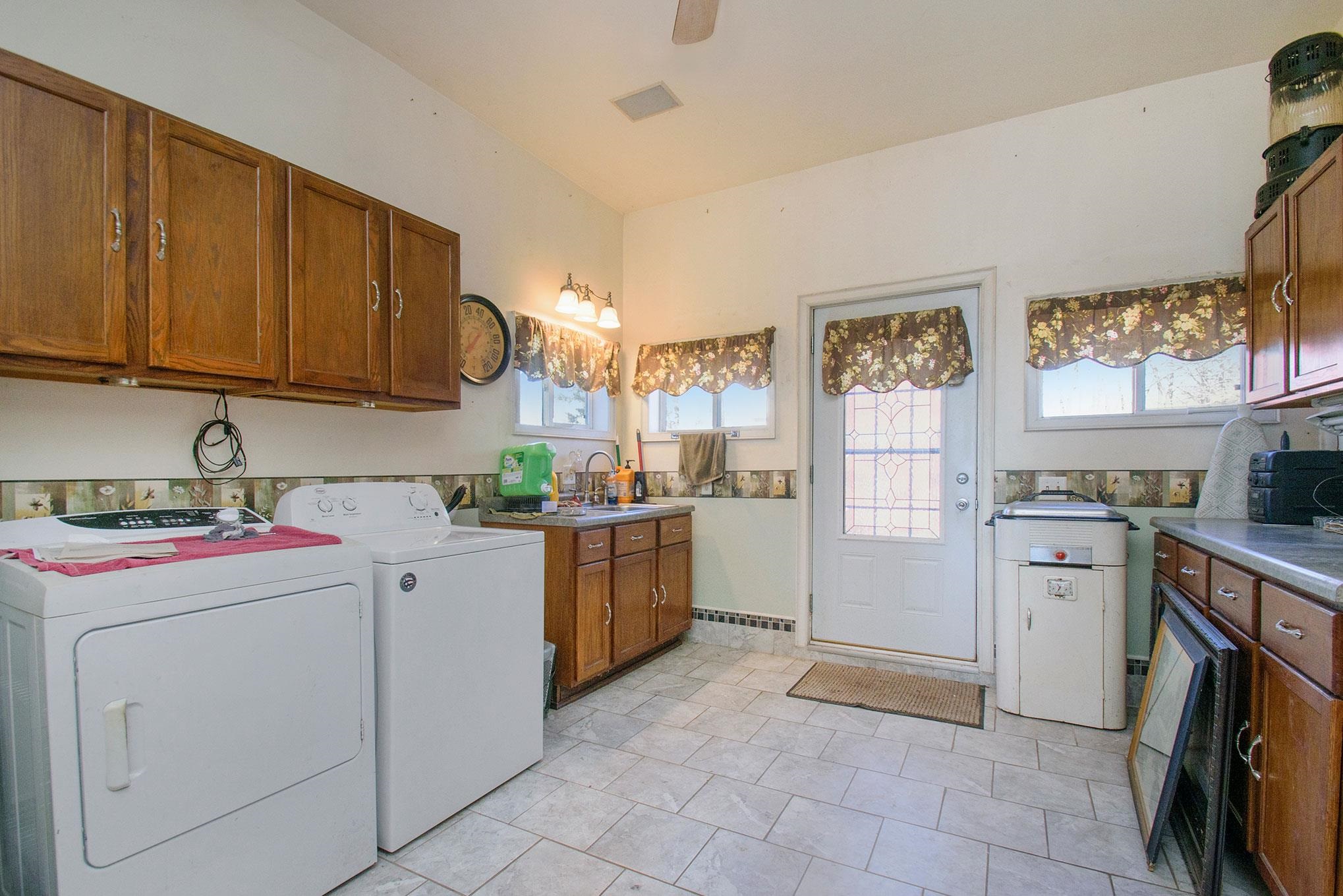 28721 Johnson Road North Liberty, IN 46554 - Photo 17 of 26