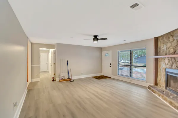 $2,340 | 213 Sagebrush Lane, Summerville, SC 29483