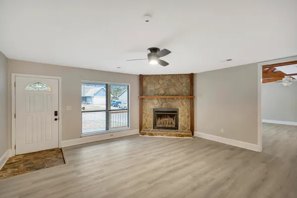 $2,340 | 213 Sagebrush Lane, Summerville, SC 29483