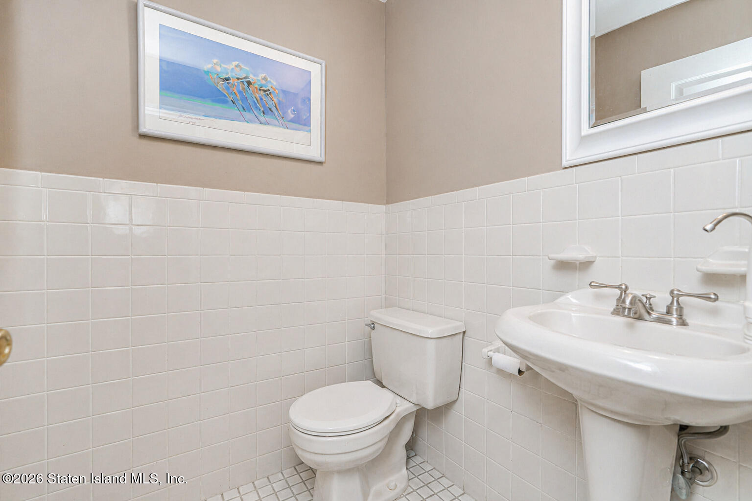160 Devon Loop, Unit 2 Staten Island, NY 10314 - Photo 11 of 17 Photo Apr 28 2026, 8 10 27 AM