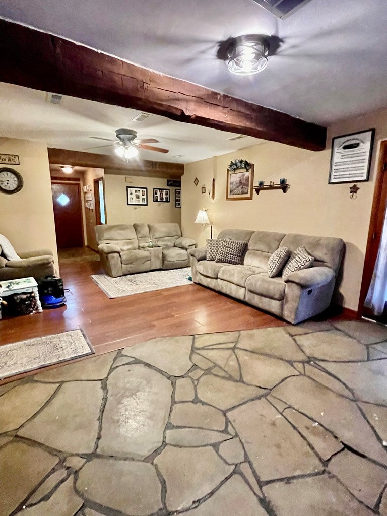 7481 Laurel Road Greenup, KY 41144 - Photo 14 of 22 Gallery Image 14