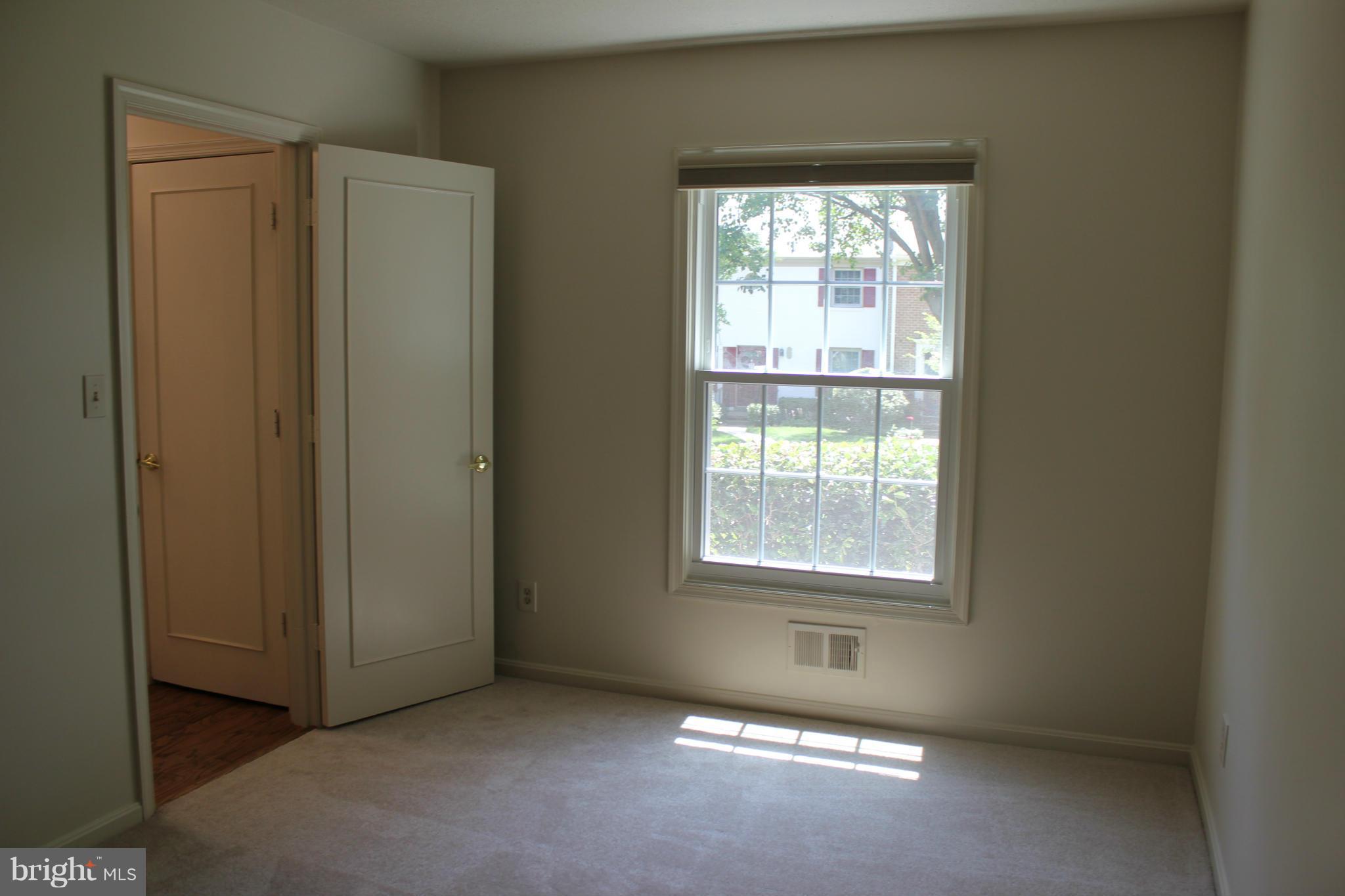 5940 Seabright Road Springfield, VA 22152 - Photo 8 of 19 Bedroom