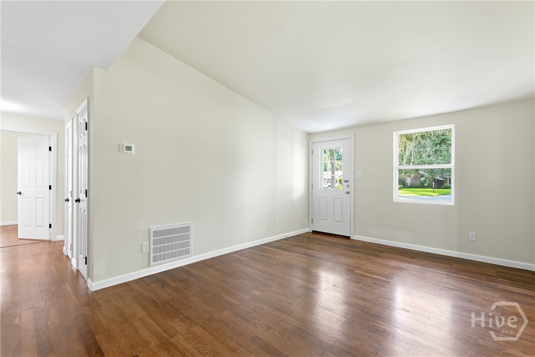 821 Walthour Road Savannah, GA 31410 - Photo 9 of 35