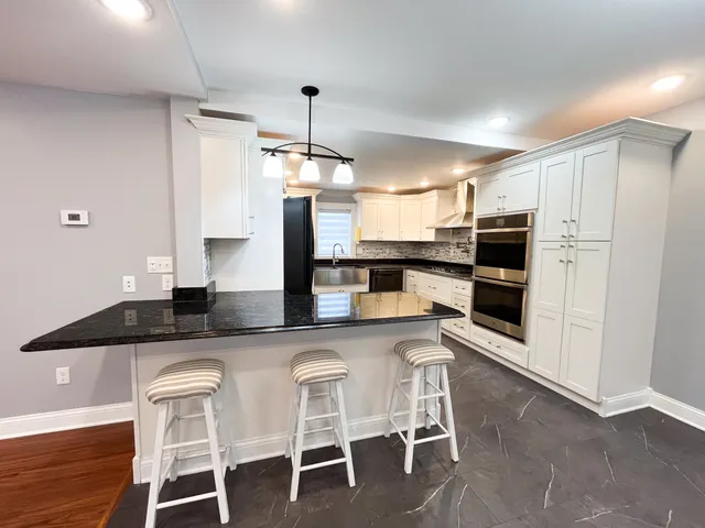 $2,500 | 509 North Main Street, Hebron, IN 46341