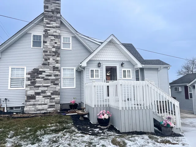 $2,500 | 509 North Main Street, Hebron, IN 46341