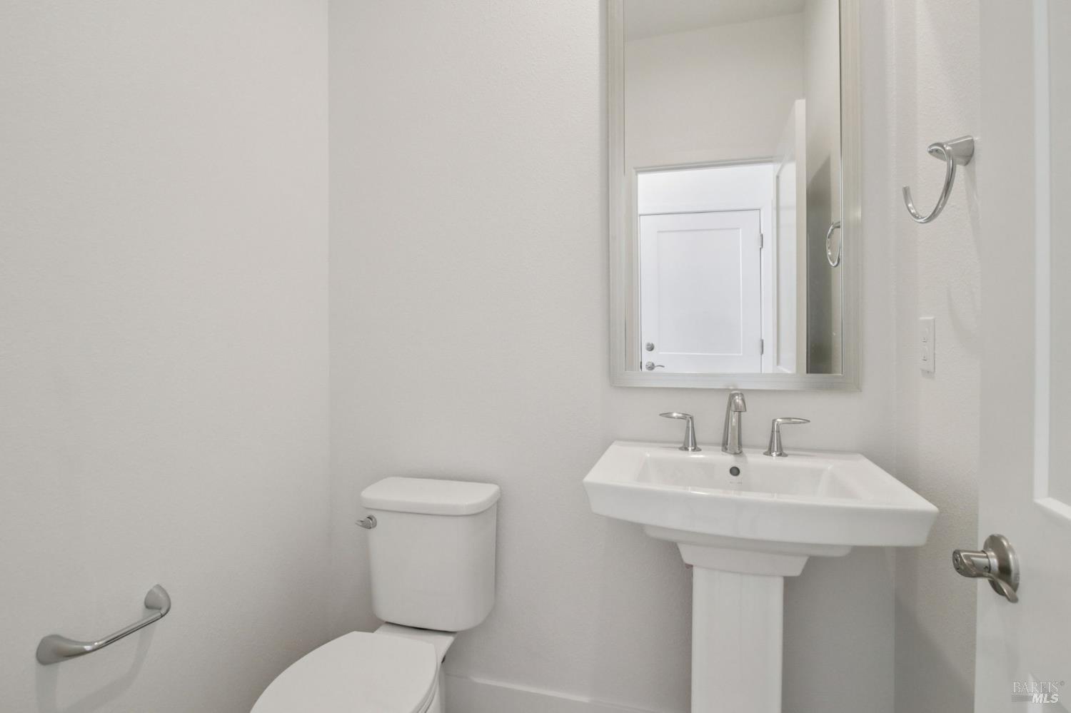 2770 Sassy Street Santa Rosa, CA 95407 - Photo 11 of 31