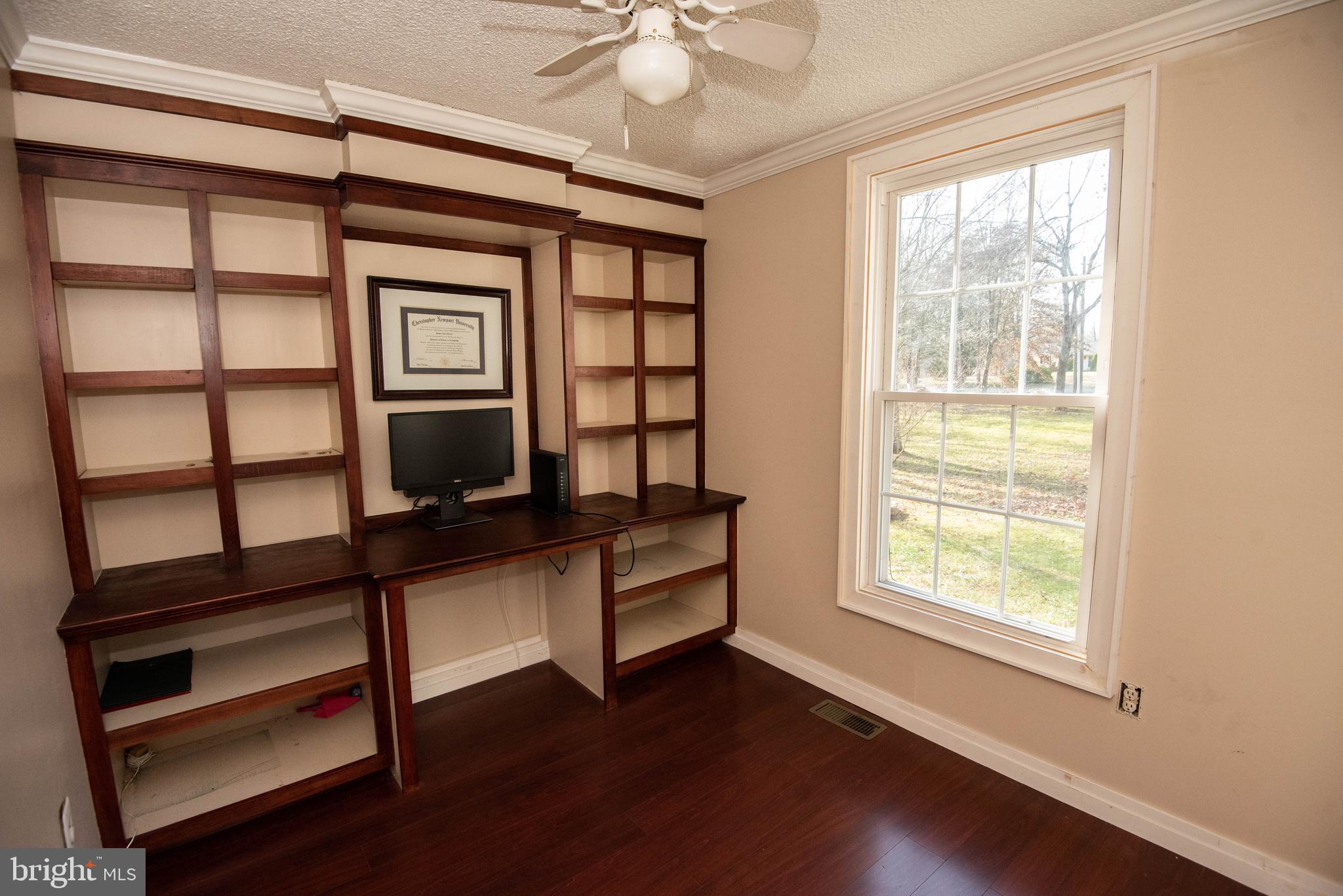 8015 Taylor Road Catlett, VA 20119 - Photo 6 of 25 Gallery Image 6