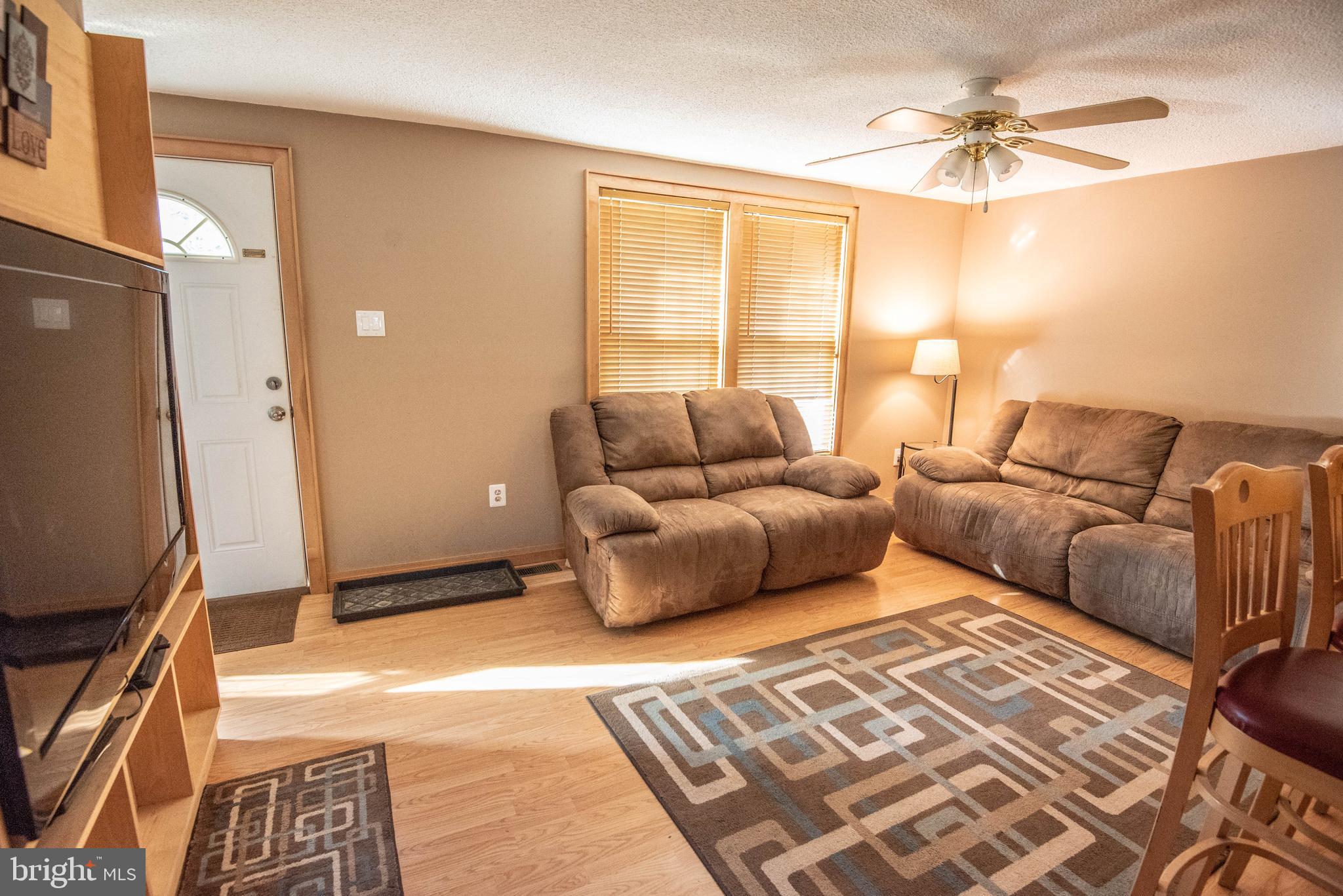 8015 Taylor Road Catlett, VA 20119 - Photo 8 of 25 Gallery Image 8